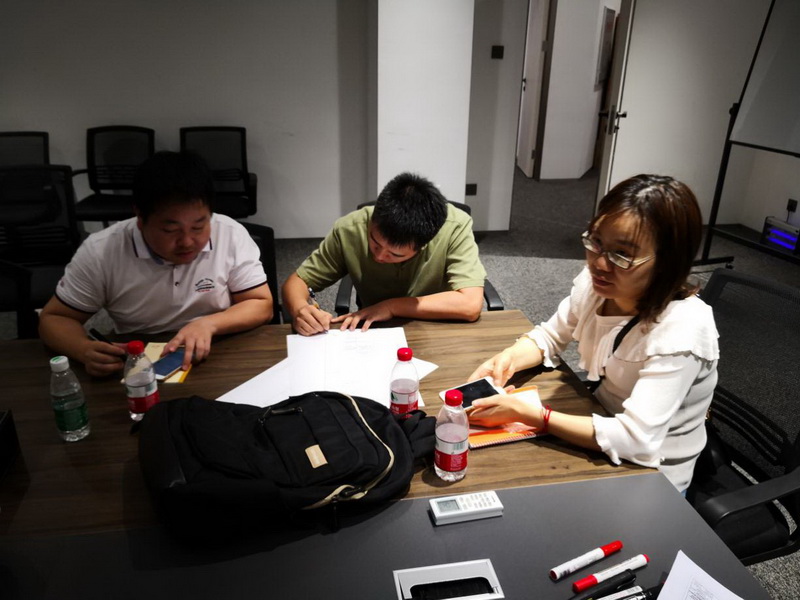 2_调整大小.jpg 2_调整大小.jpg